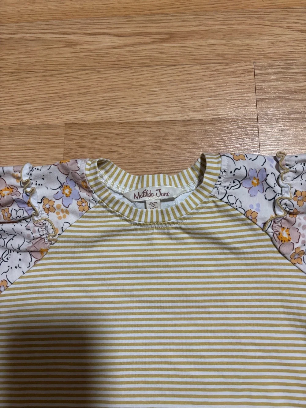 “Matilda Jane” top size 6 in excellent condition